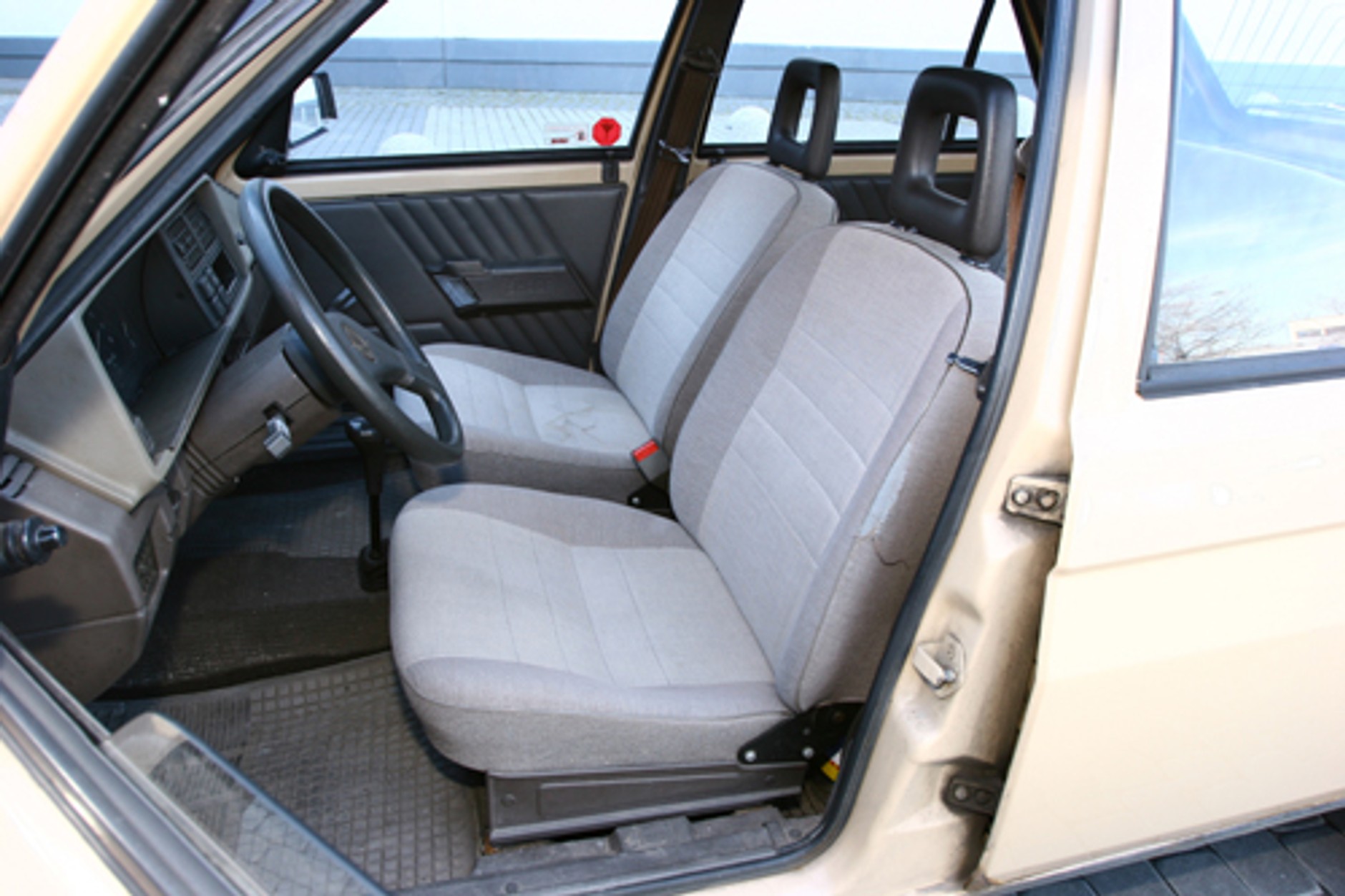 Skoda Favorit 135 - Szkoda, że tak koroduje