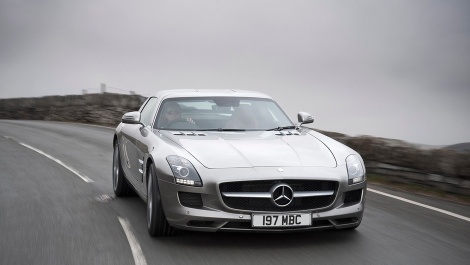 Mercedes SLS AMG