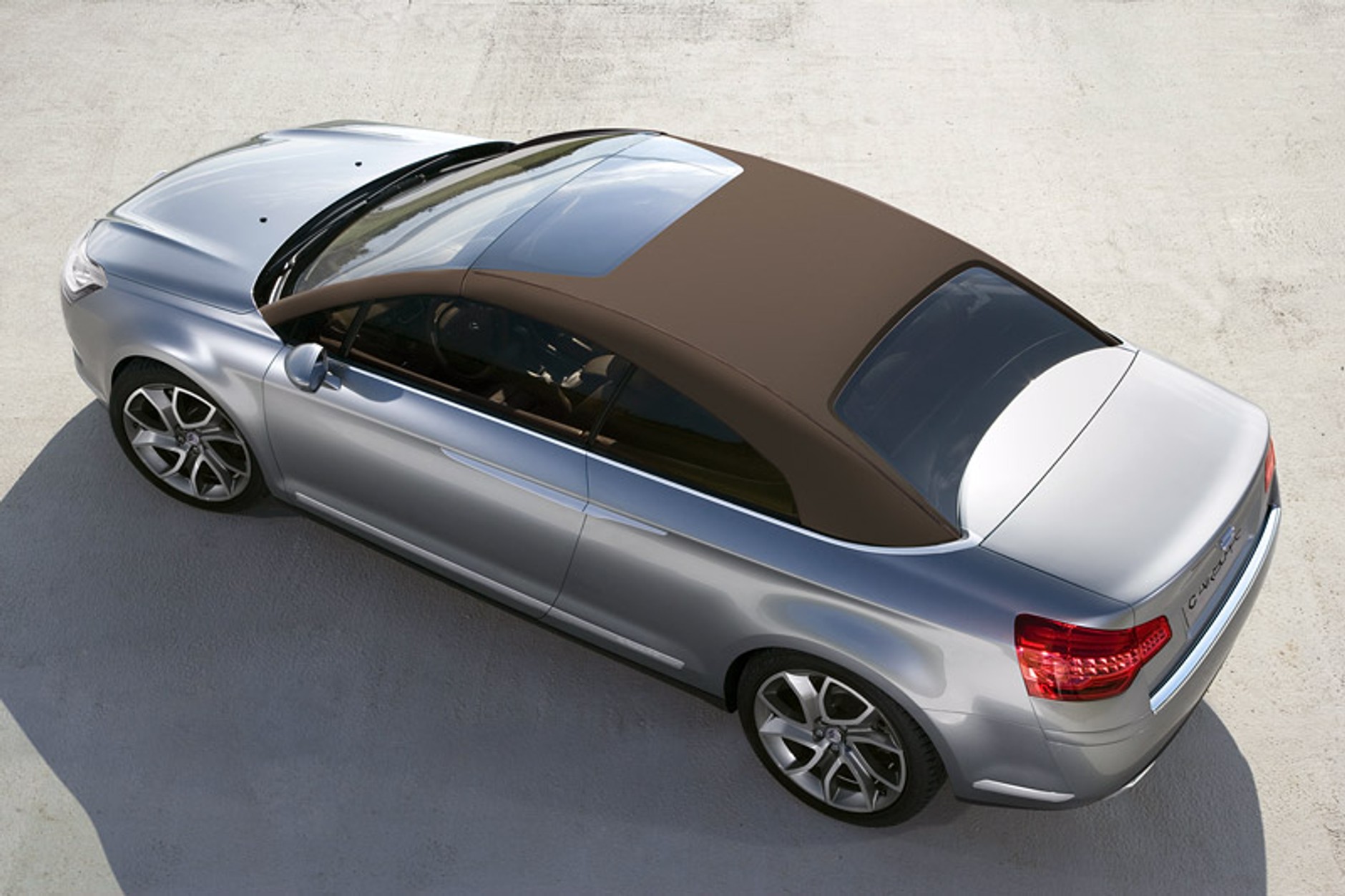 IAA Frankfurt 2007: Citroen C5 Airscape – duży francuski coupe-kabriolet (nowe zdjęcia)