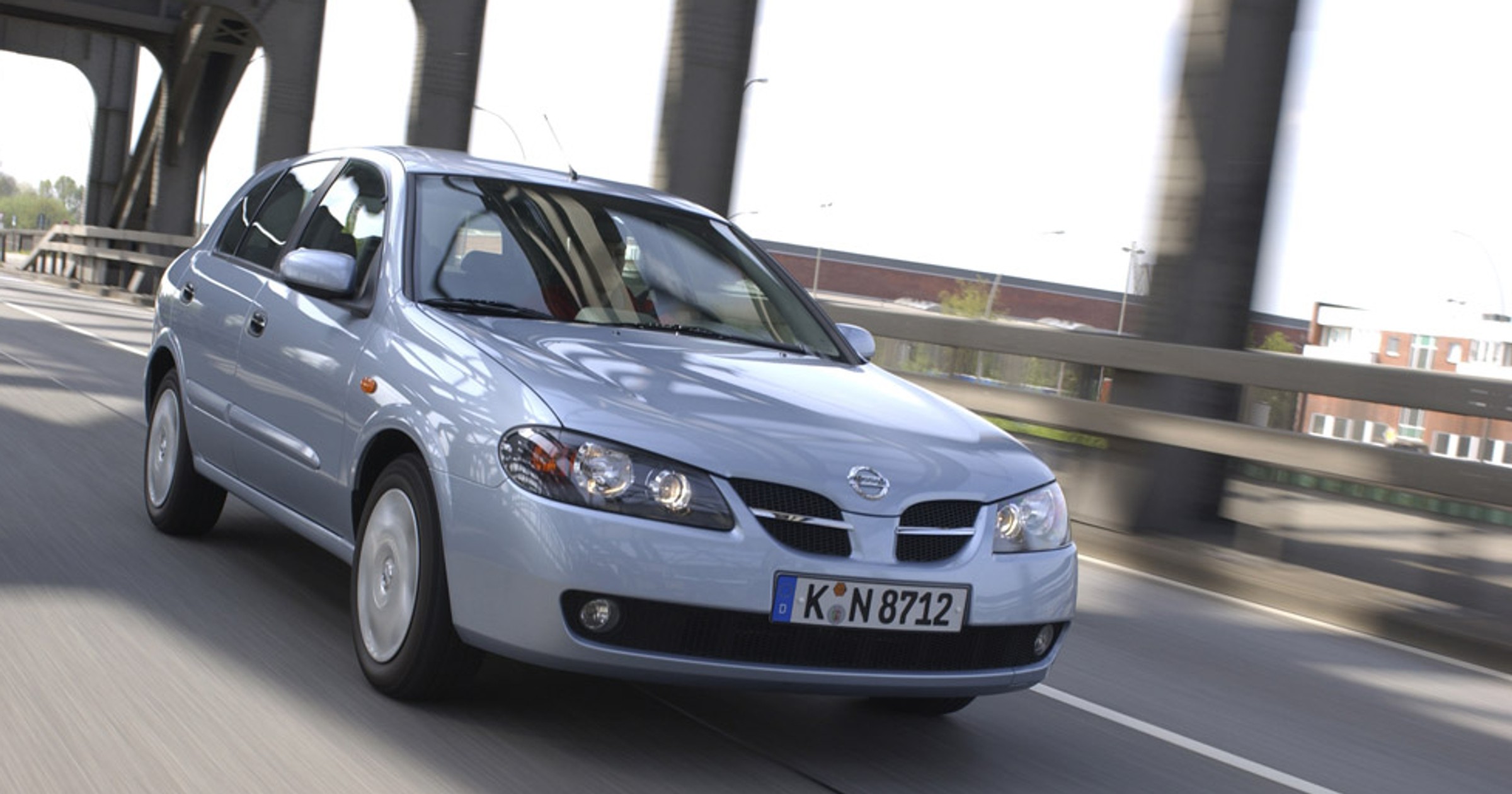 Nissan Almera: radzimy co kupić, diesla a może benzynę