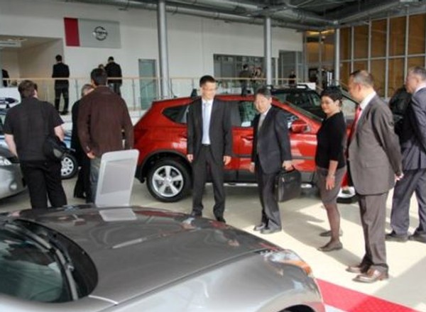 Najwięksi dealerzy zwiększają udział w rynku