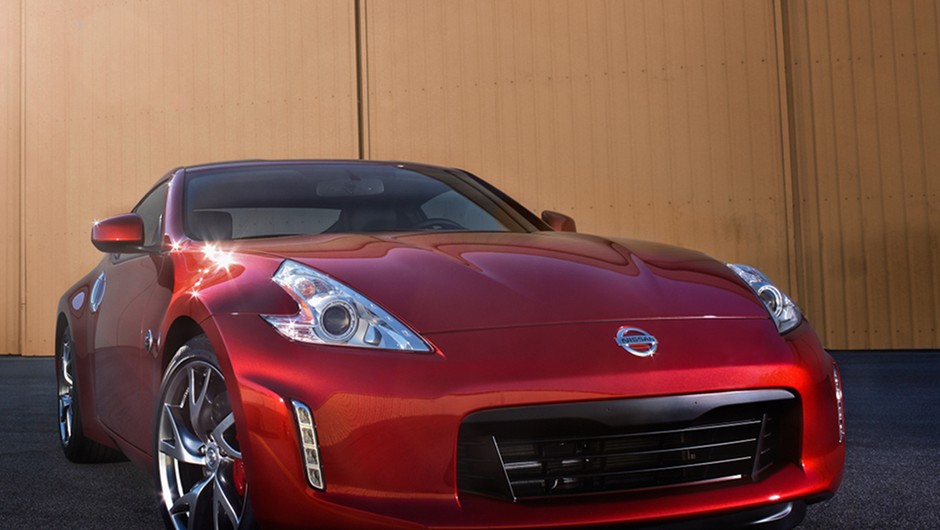 Nissan 370Z z nową twarzą