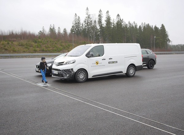 Euro NCAP - nie wszystkie auta dostawcze są należycie bezpieczne