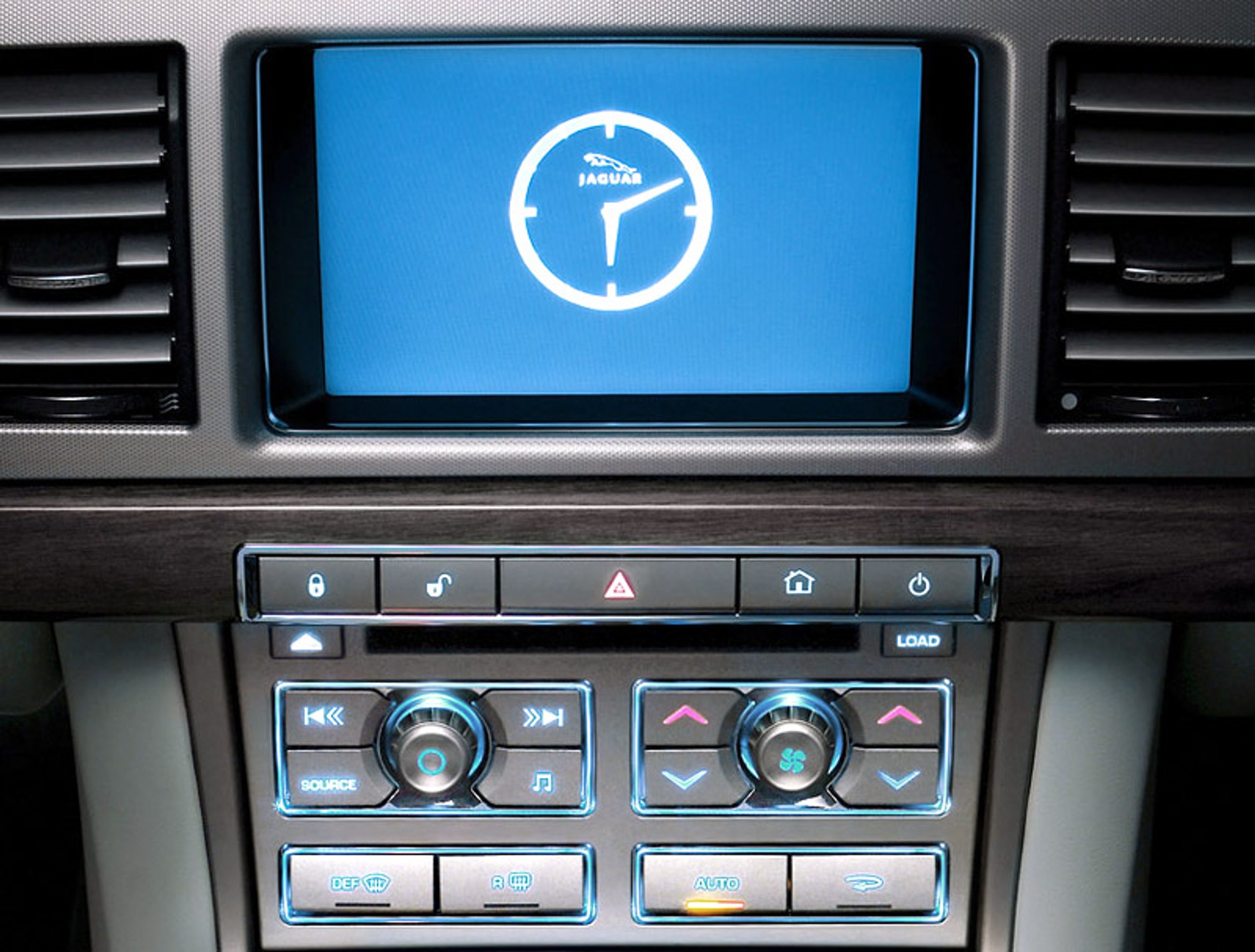 IAA Frankfurt 2007: Jaguar XF – kot ratunkowy (zdjęcia i informacje)