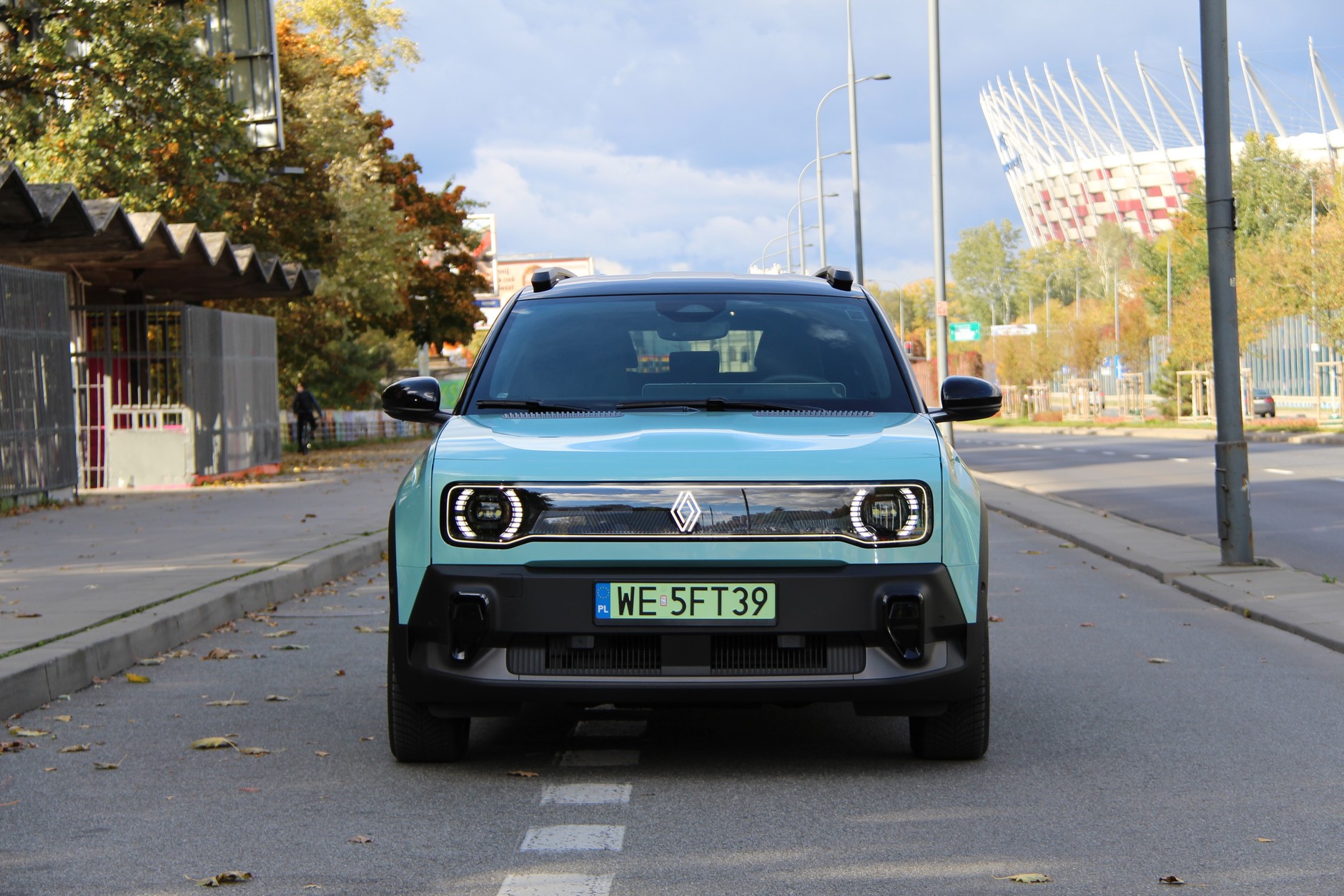 Renault 4 E-Tech Iconic