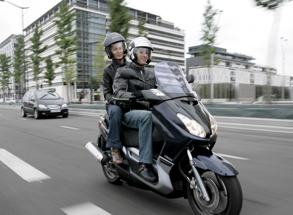 Na motocyklu bez prawka? Super!
