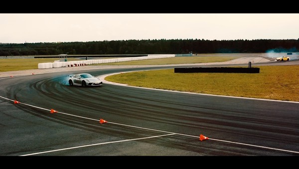 Auto Świat Pit Stop – Porsche Experience