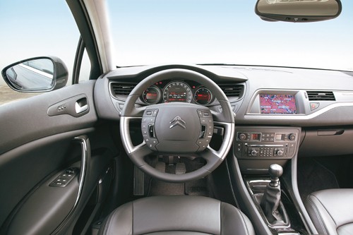 Citroen C5 kontra Audi A4 i Ford Mondeo - Citroen wraca do gry!