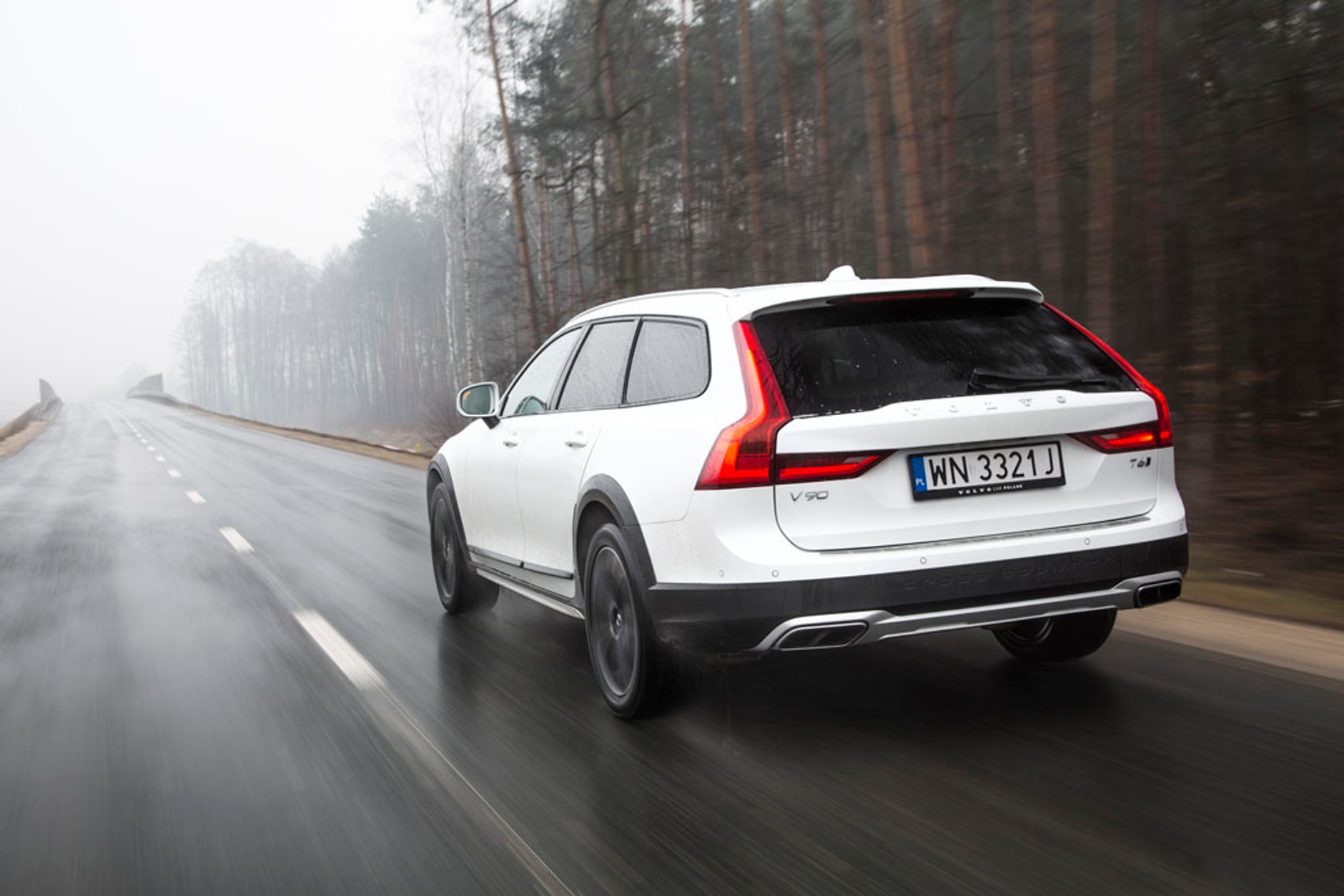 Volvo V90 Cross Country T6 - kombi krajoznawcze
