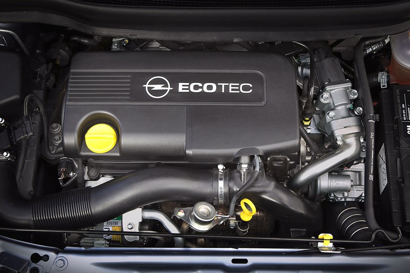 Opel: nowa Zafira w natarciu od lutego (dane techniczne plus ceny w Polsce)