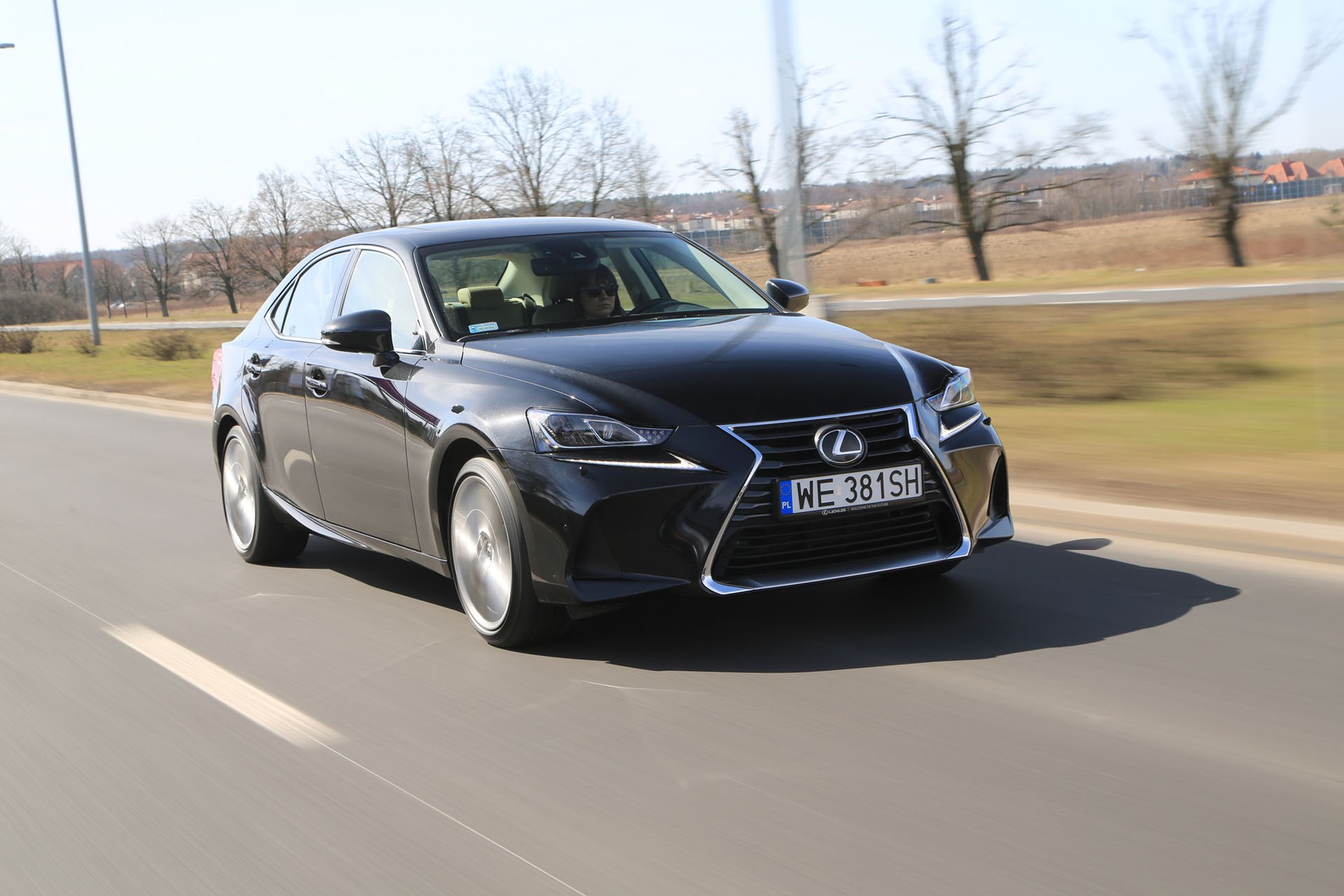 Lexus IS 300 - mocne wrażenia podczas jazdy gwarantowane