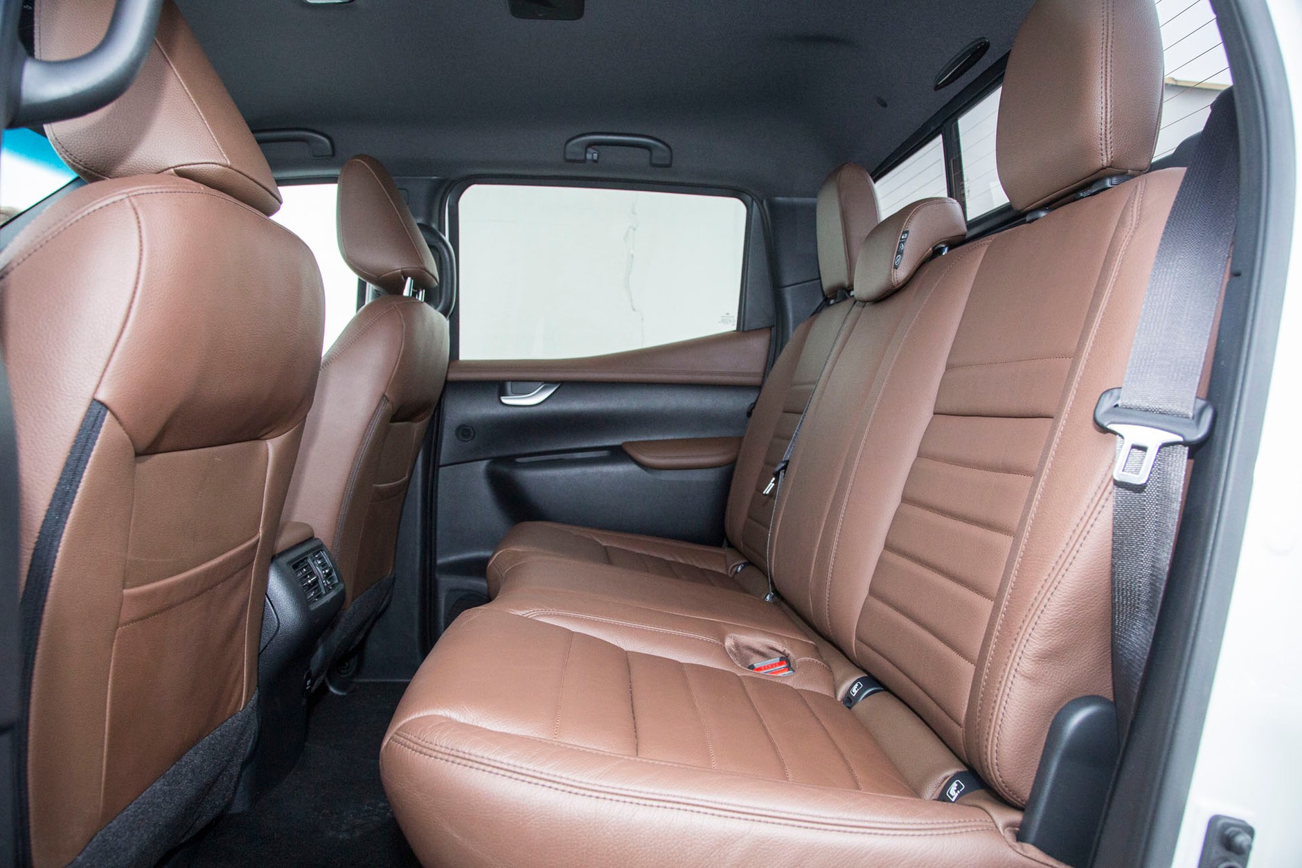 Mercedes X 250 d 4Matic - Nissan posmarowany Mercedesem