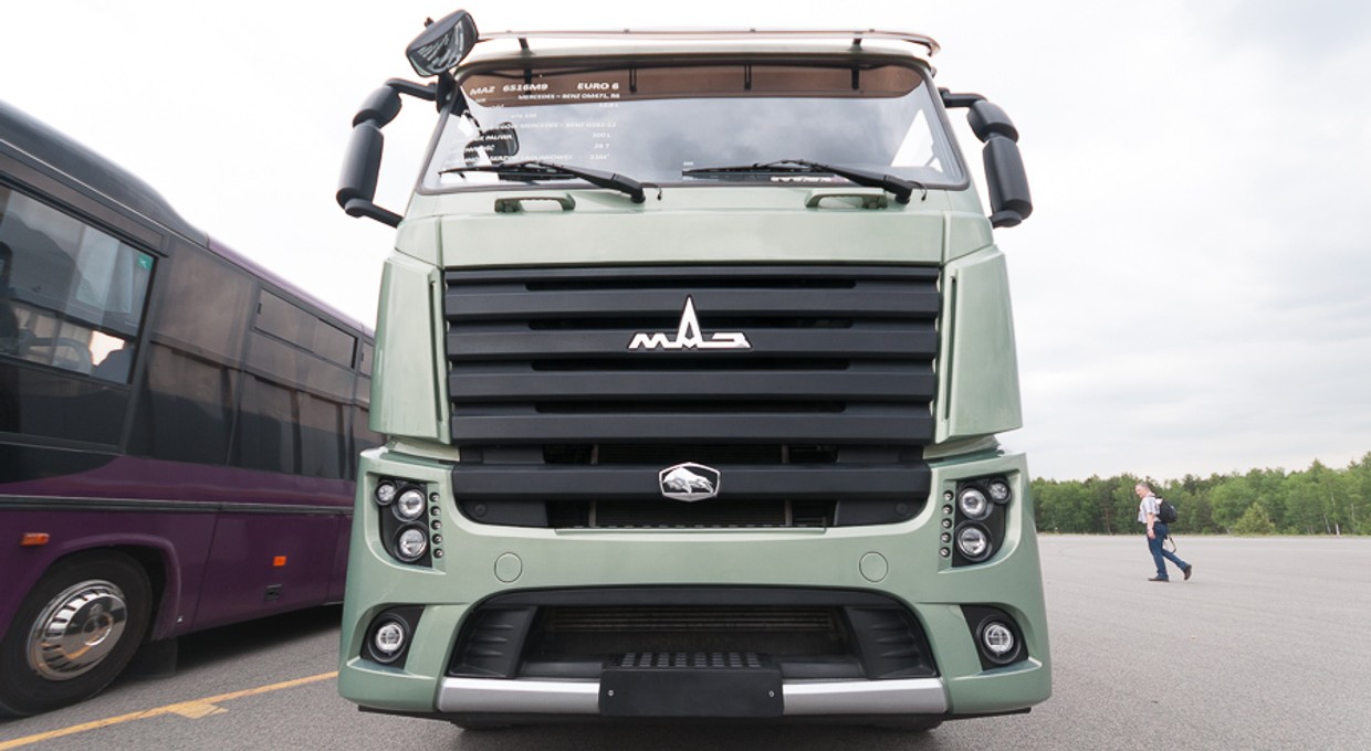 Oto nowy samochód z Białorusi. Z silnikiem od Mercedesa