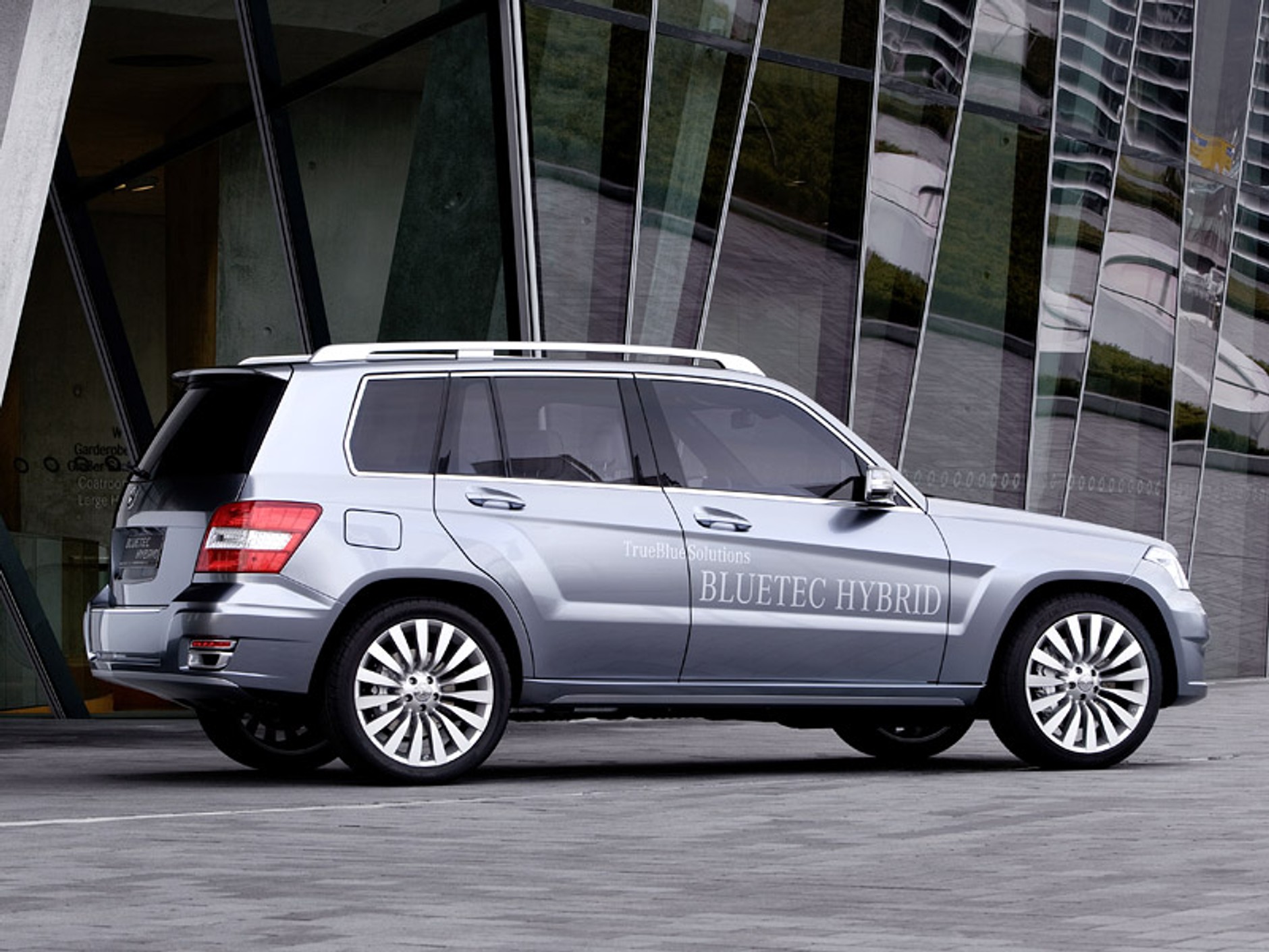 Genewa 2008: Mercedes-Benz GLK – pierwsze wrażenia