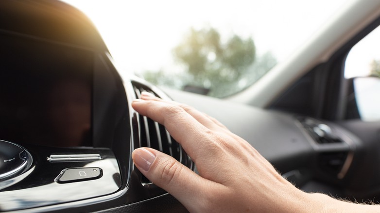 Hałas i brzydki zapach. Tak poznasz, że klimatyzacja szwankuje (Zdjęcie ilustracyjne)