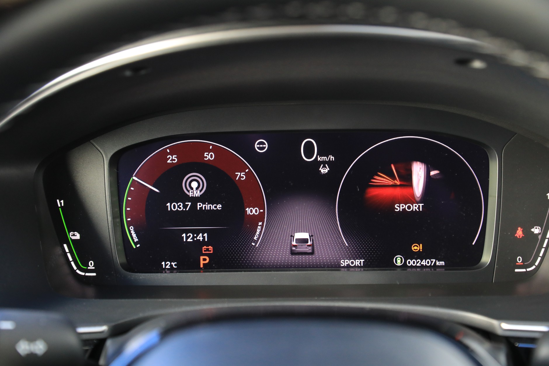 Honda Civic e: HEV 2022 11 generacja