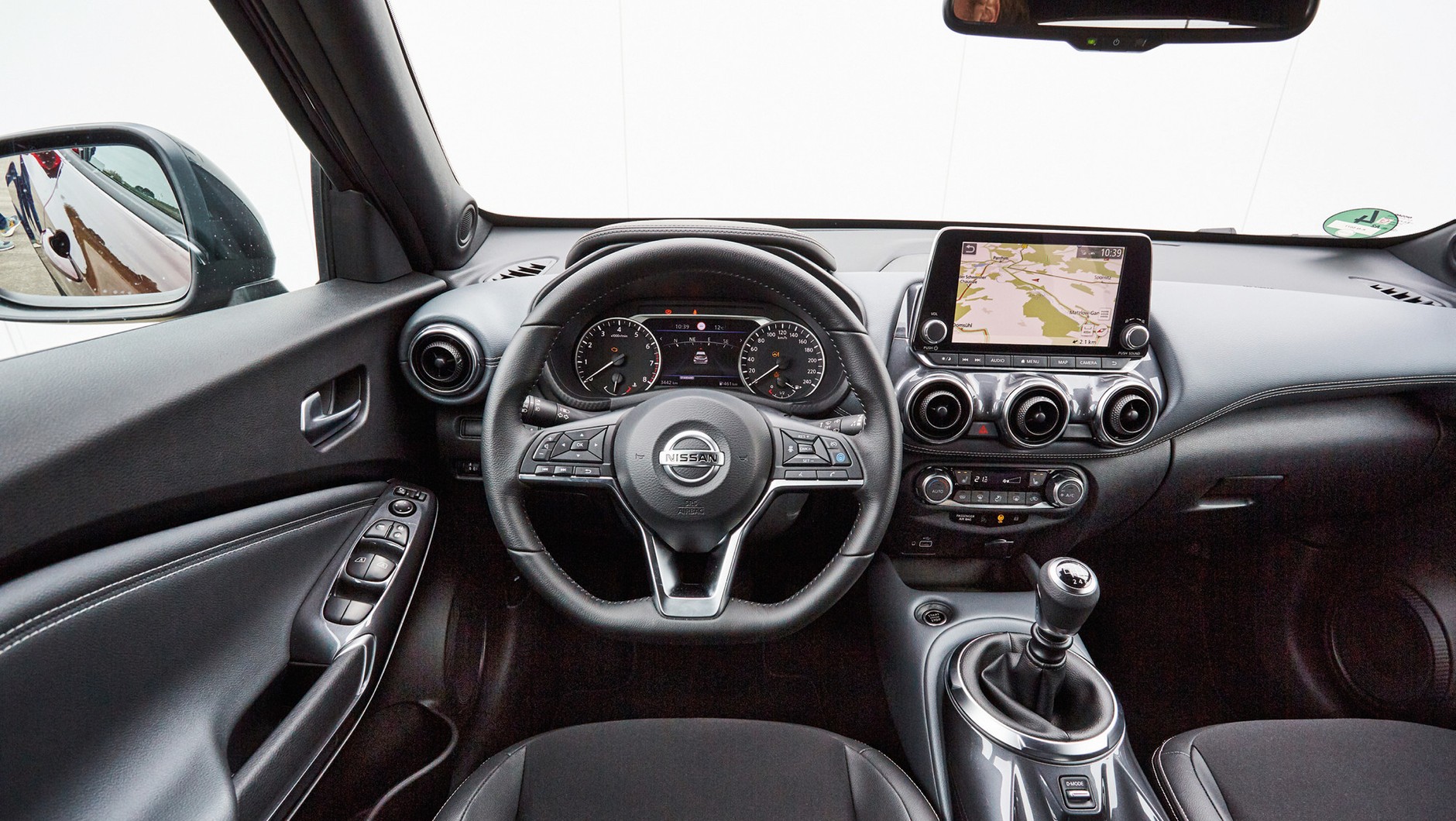 Nissan Juke - kokpit