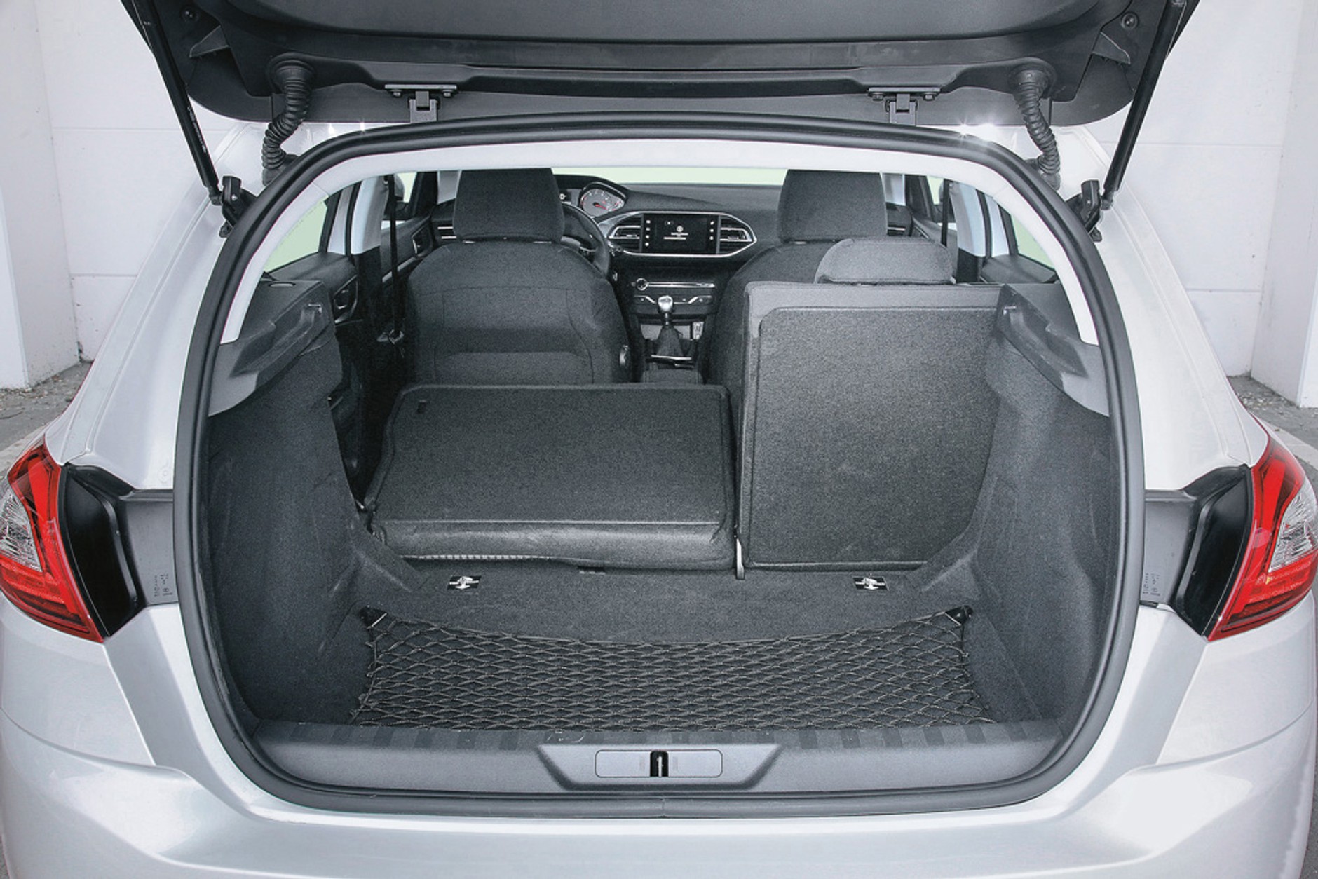 Peugeot 308 - bagażnik