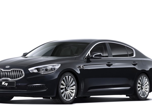 BMW serii 9, czyli… flagowa Kia K9