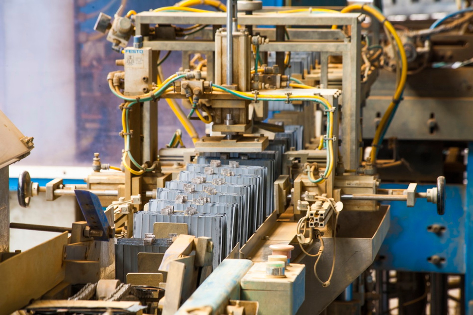 Jak bezpiecznie pozbyć się zużytego akumulatora?