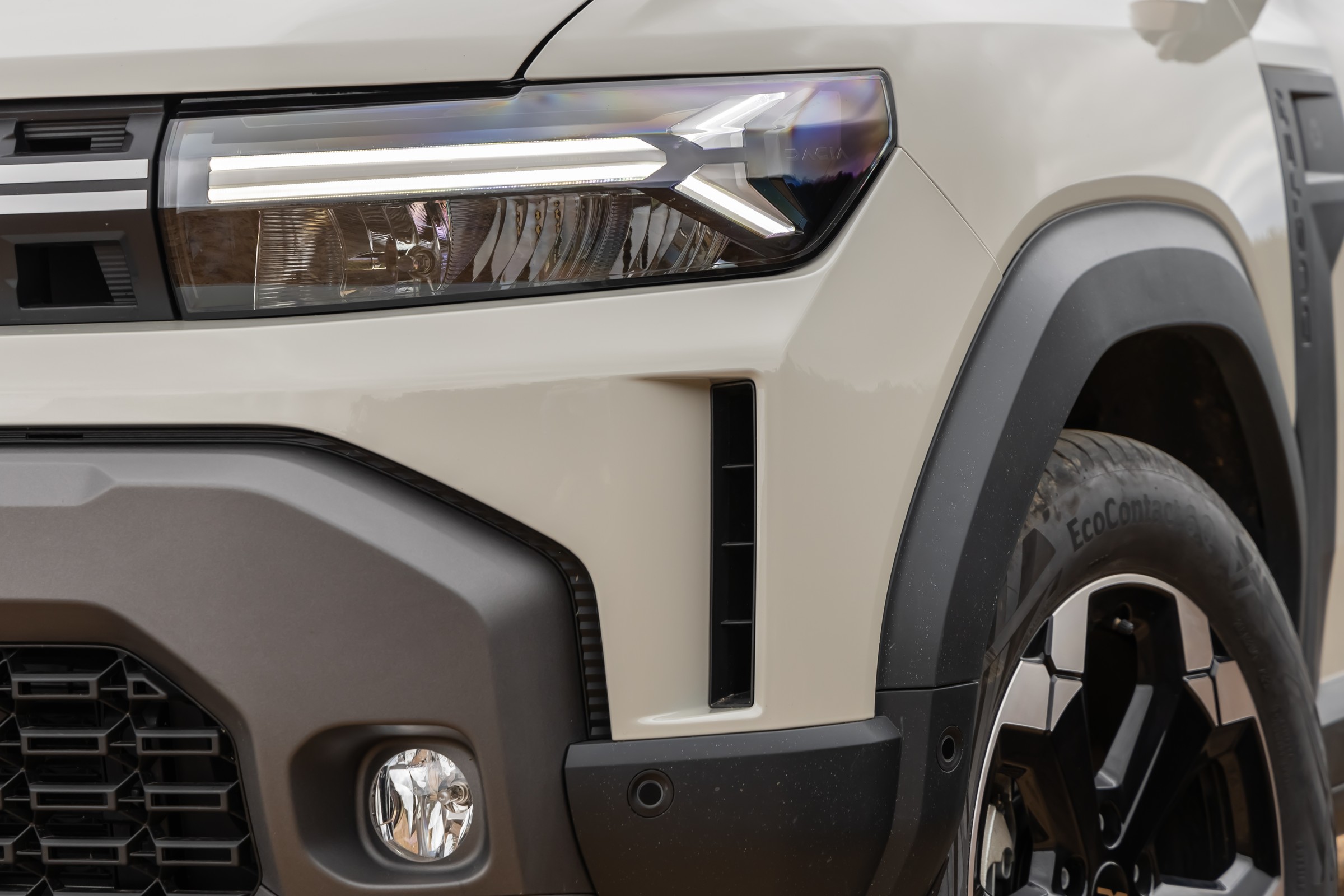 Renault Captur i Dacia Duster pod lupą. Akcja serwisowa dotyczy fabrycznej instalacji LPG