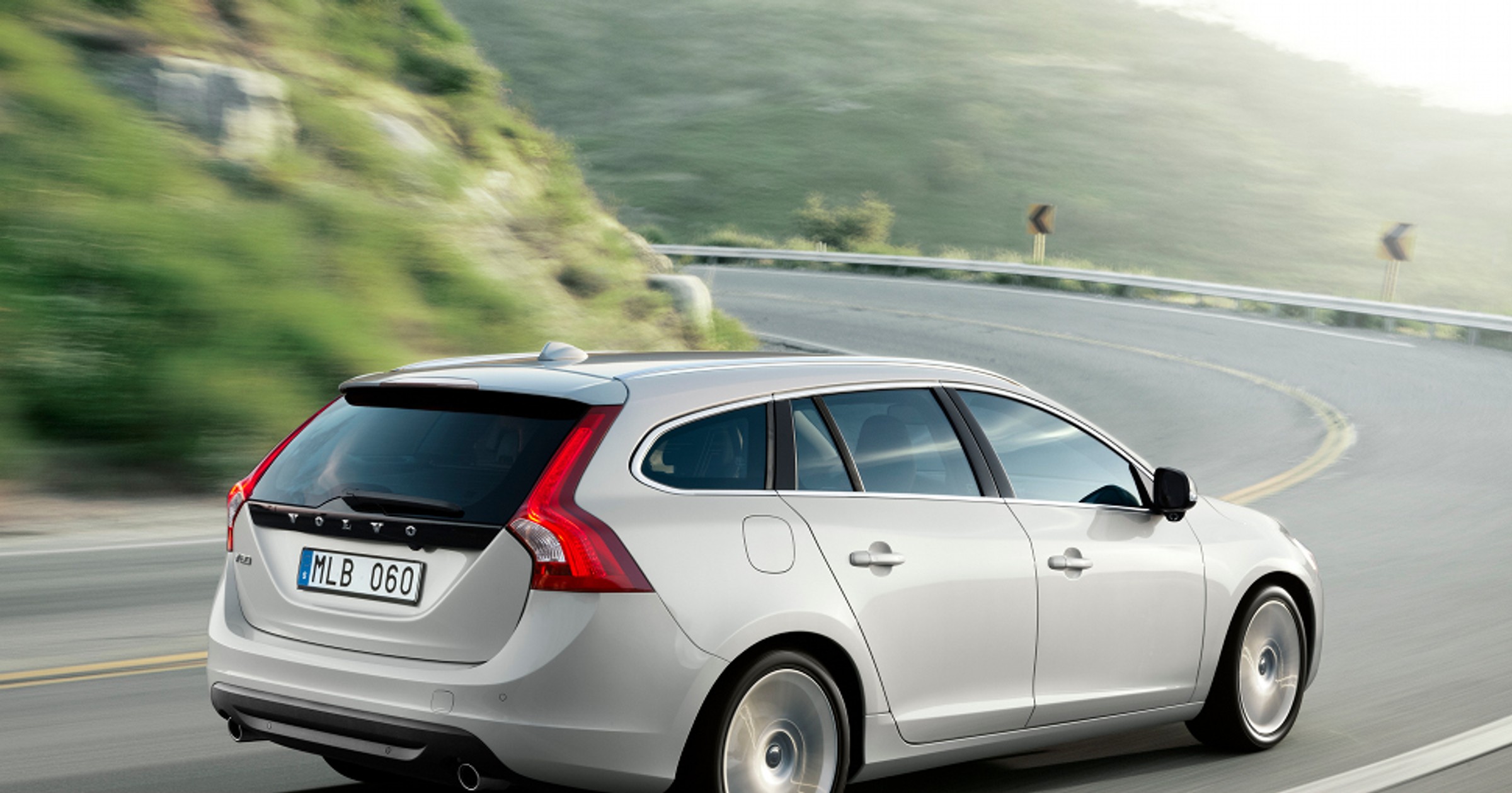Volvo V60 już dostępne w polskich salonach