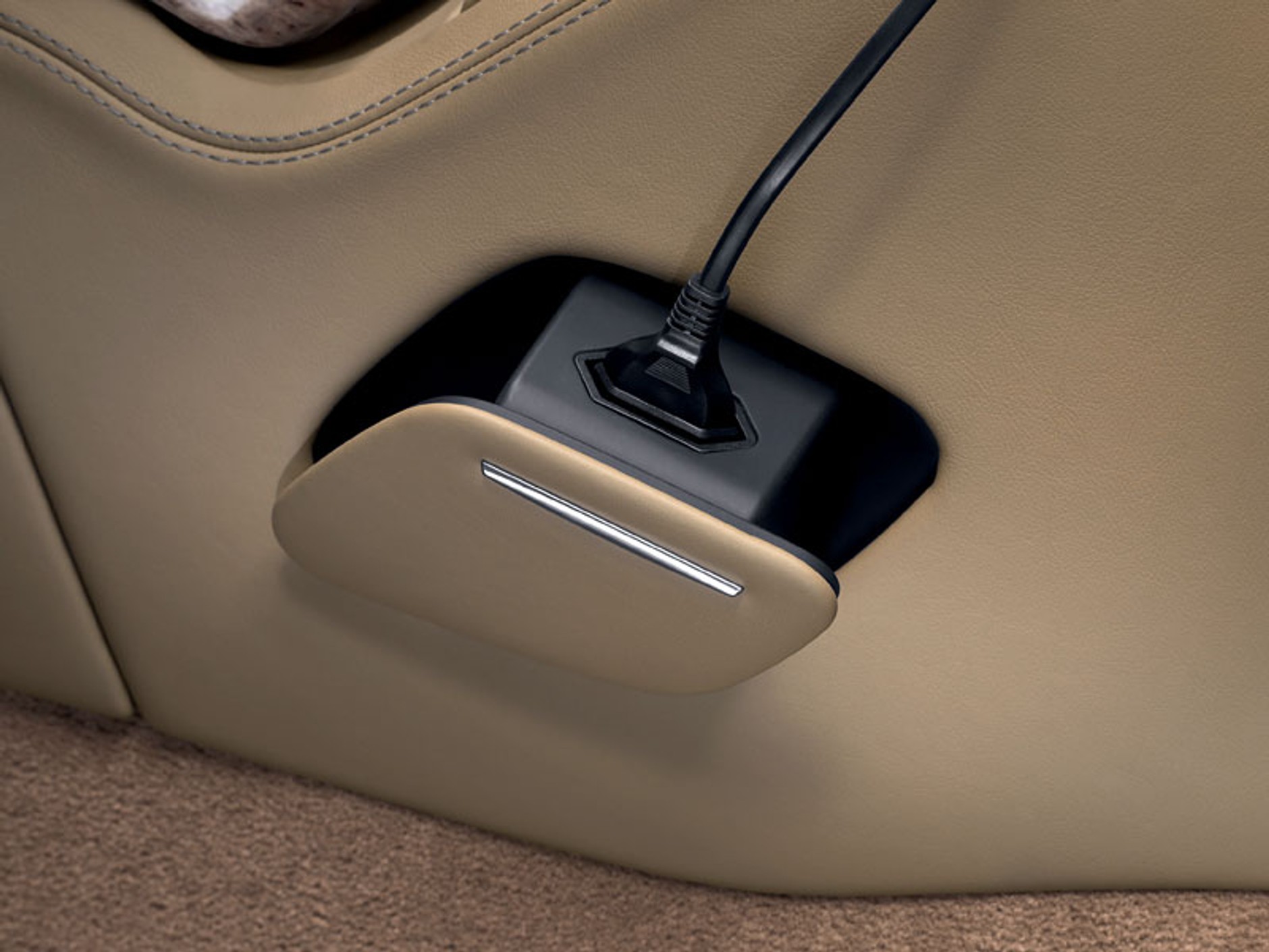 Pekin 2010: Audi A8 L W12 quattro – 500 KM i większy komfort dla Chińczyków