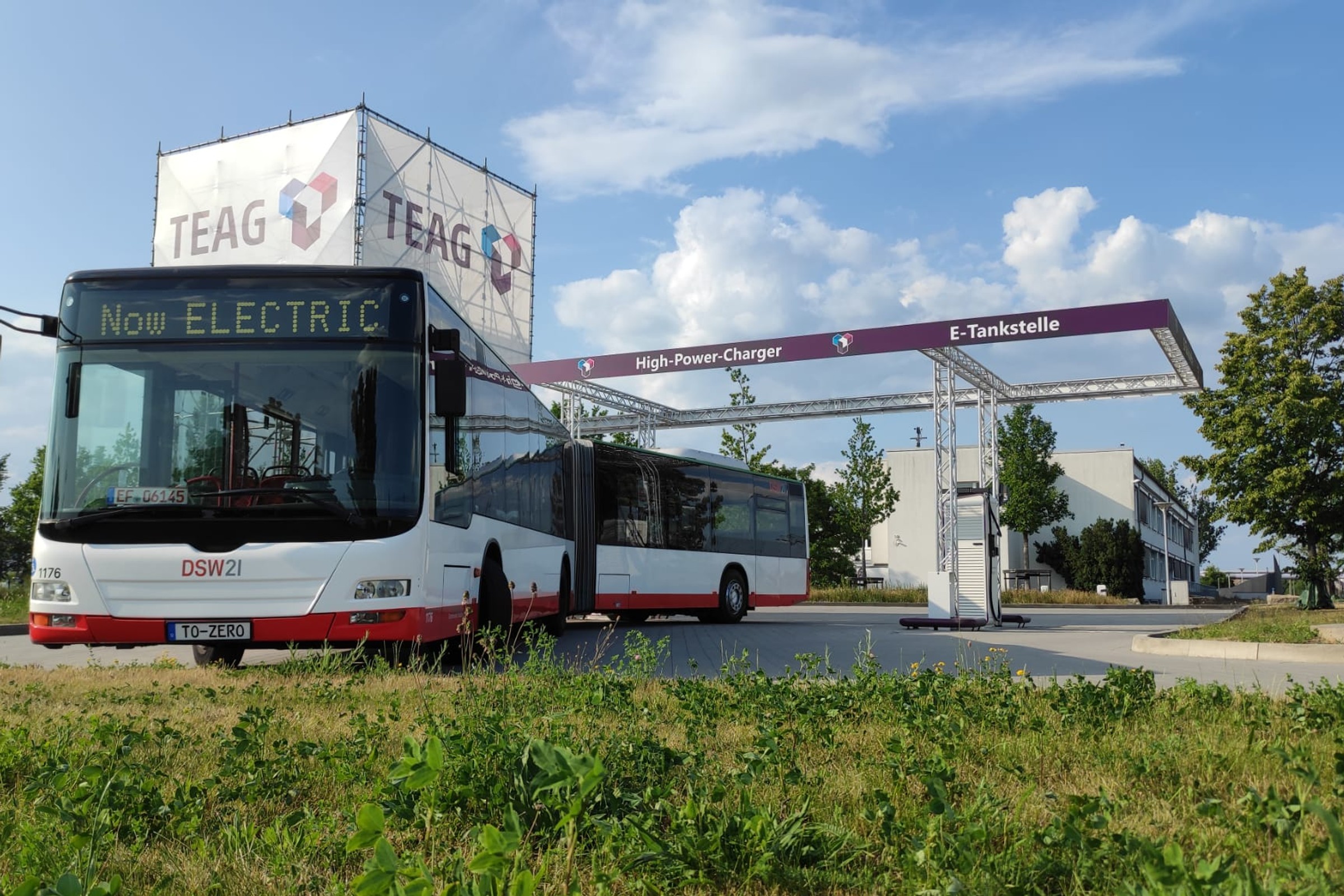Niemiecka firma w miejsce diesli montuje napęd elektryczny. I już nie nadąża z "produkcją"