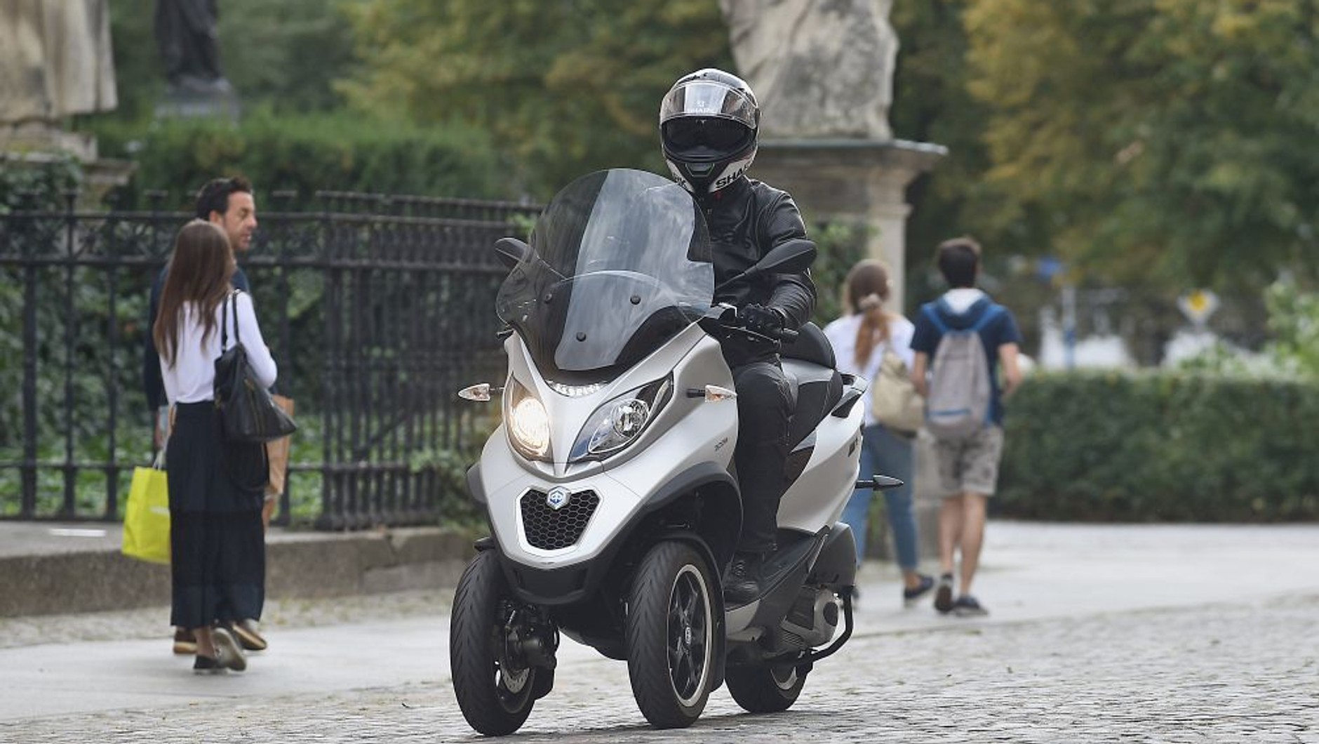 Skuter Piaggio MP3 Sport