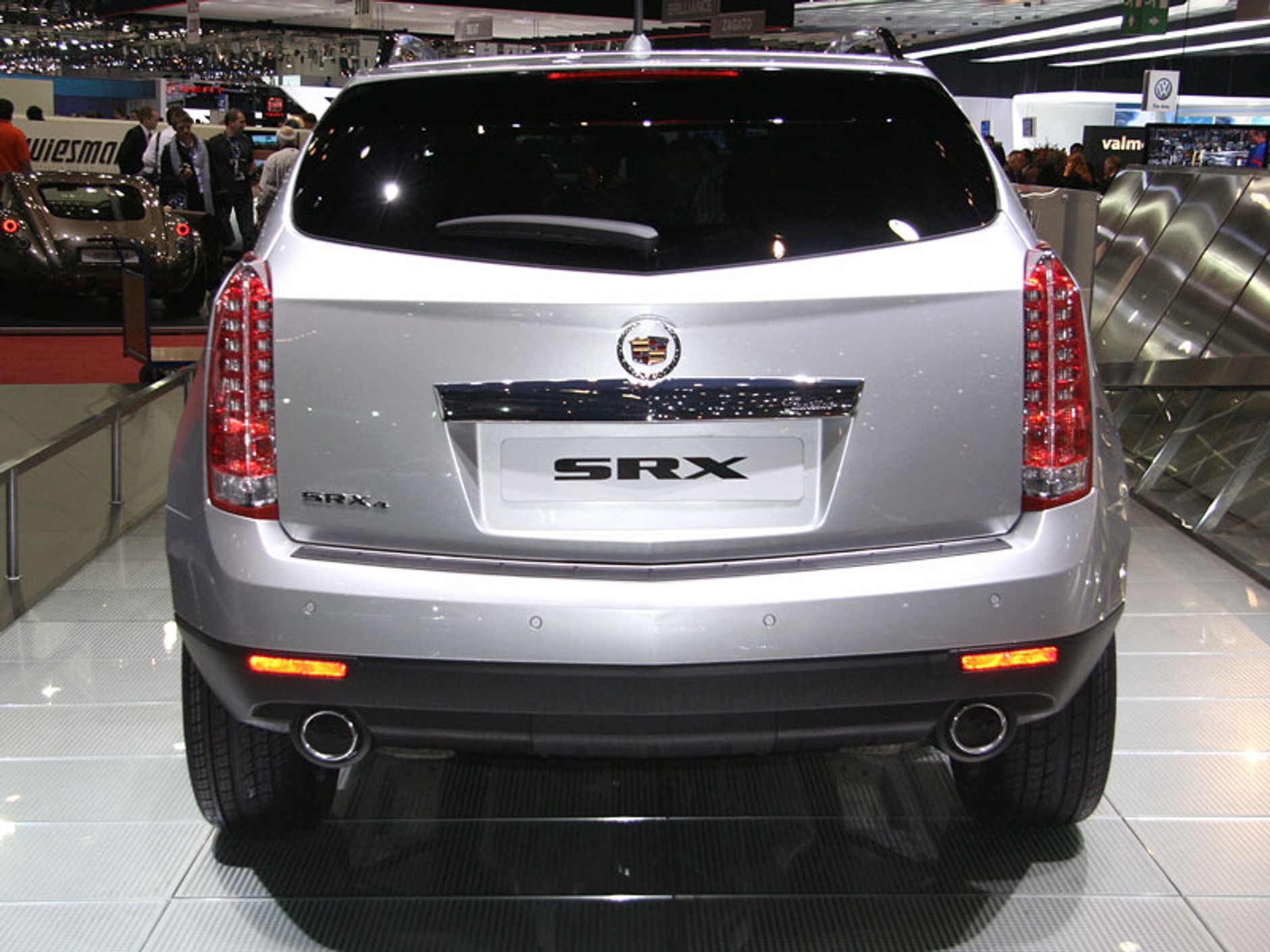 Genewa 2009: Cadillac SRX – europejska premiera