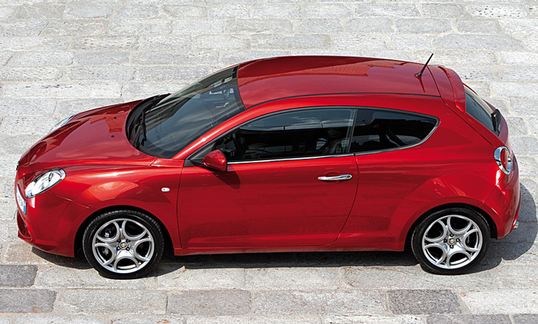 Nowe silniki dla Alfa Romeo MiTo – 1,3 JTD (90 KM) i 1,4 T-JET (120 KM)