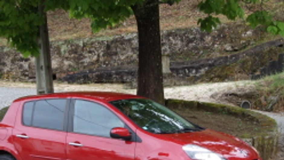 Renault: nowe Clio wkracza do salonów w Polsce (ceny)
