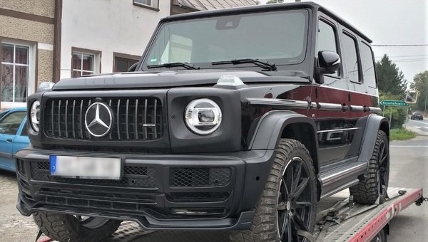 Policja odnalazła Mercedesa z Niemiec wartego ponad milion złotych 