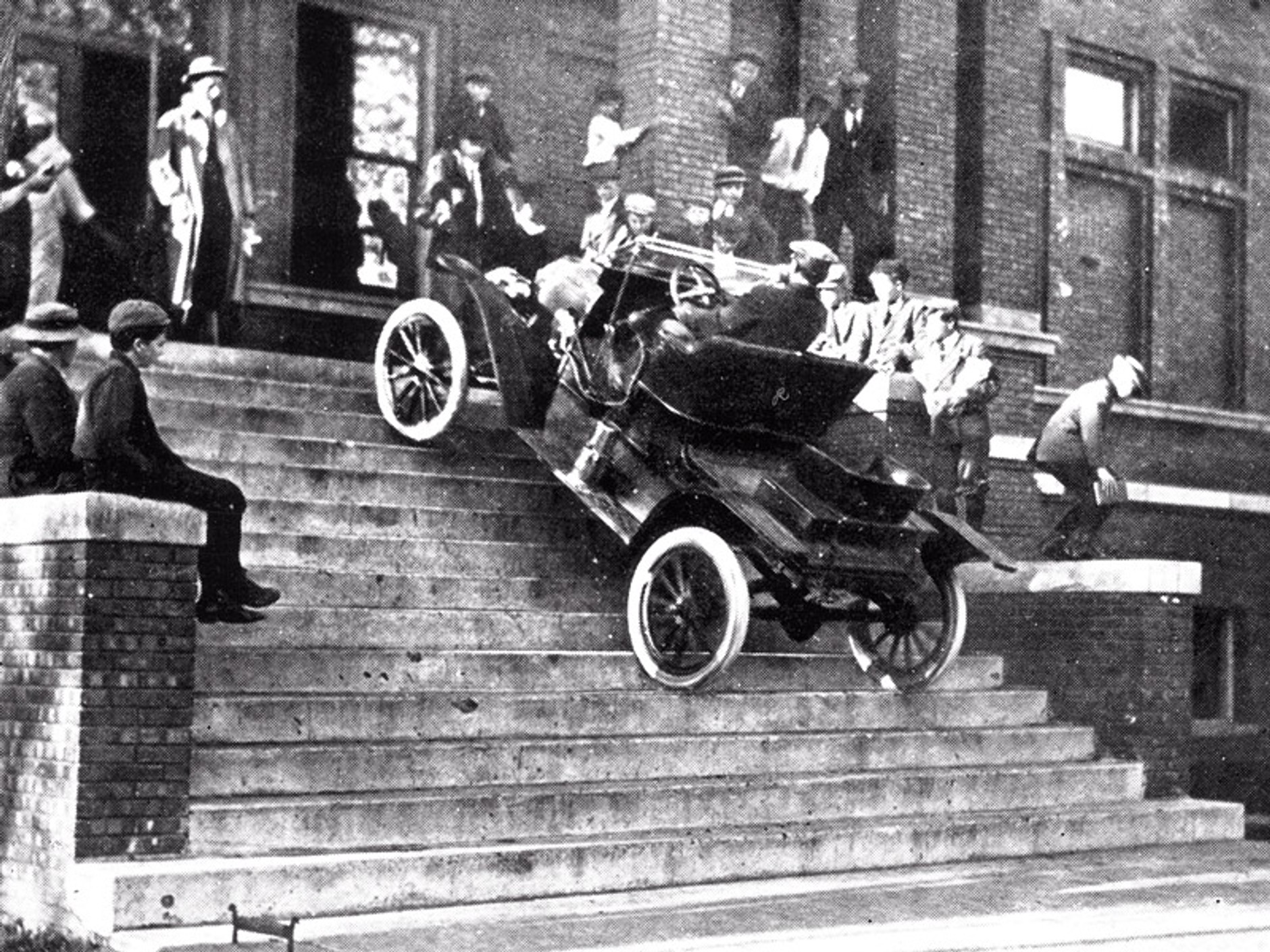 Ford Model T ma sto lat, na zlot przyjechało 750 (fotogaleria)