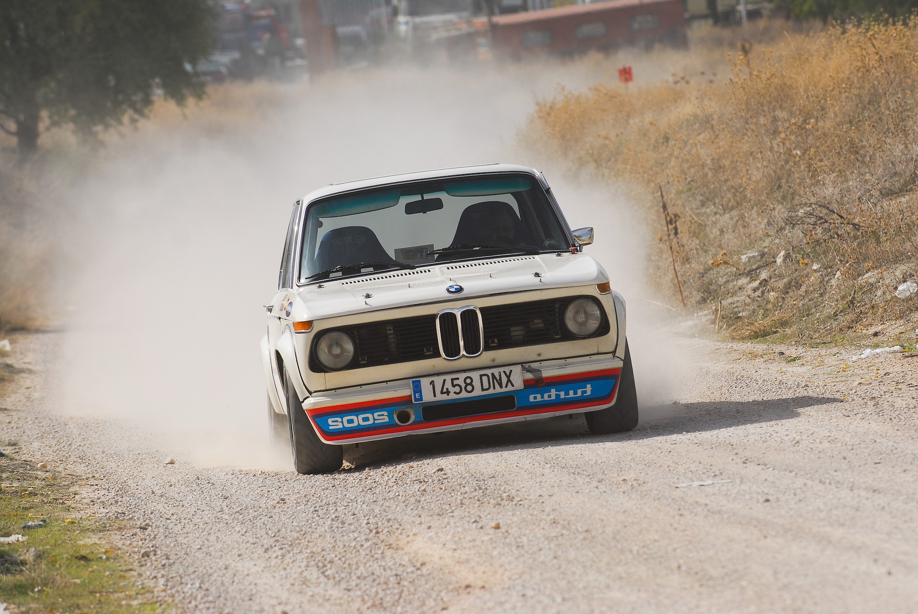 Niezwykłe auta z przeszłości - BMW 2002 Turbo. Pierwszy seryjnie "uturbiony" europejski samochó∂