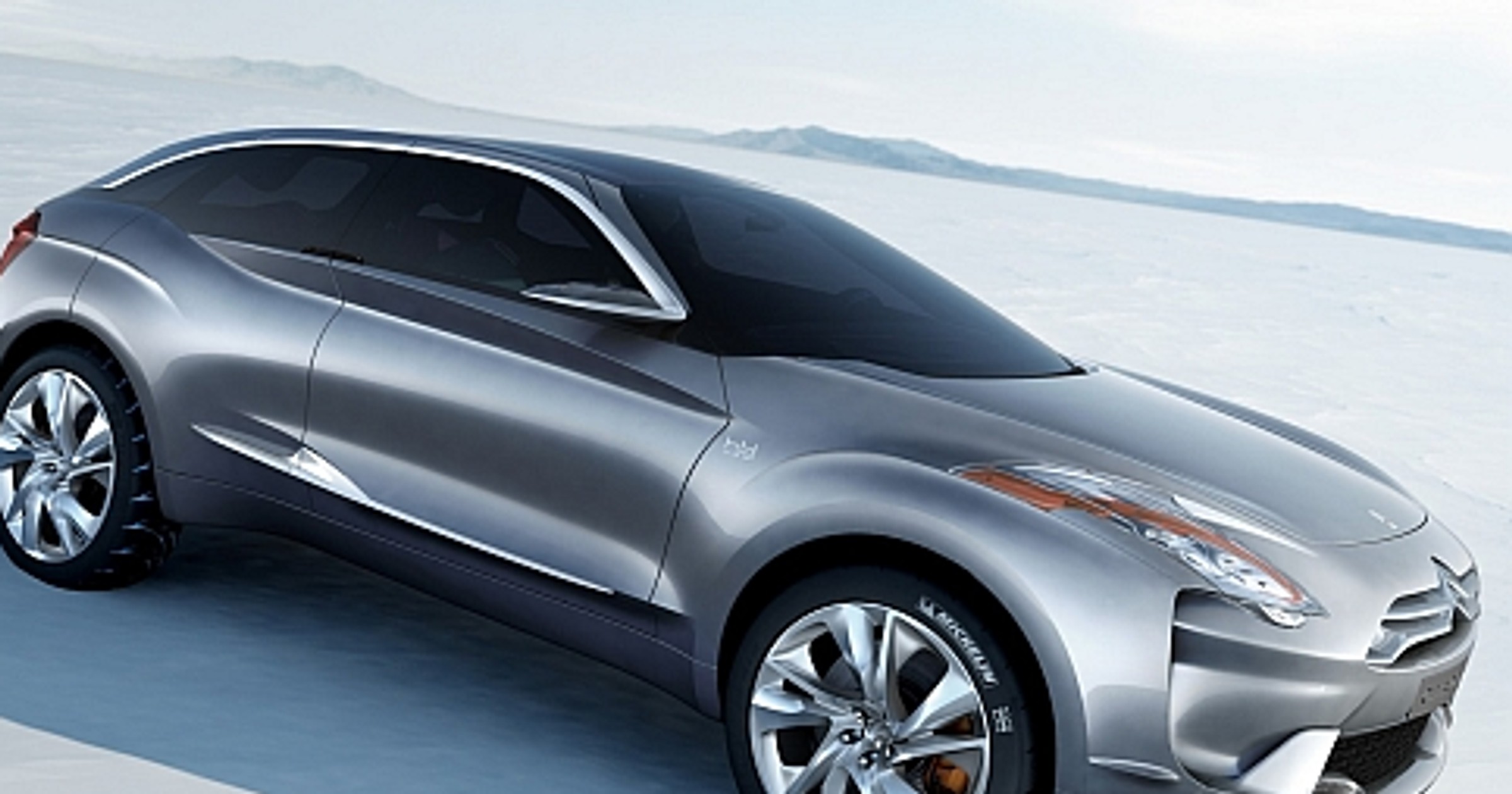 Citroen Hypnos - hybryda przyszłości