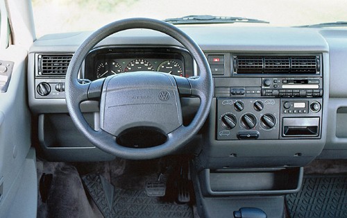 Chryslera Grand Voyager, Ford Windstar, Mercedes V, VW T4 - Rodzinne autobusy