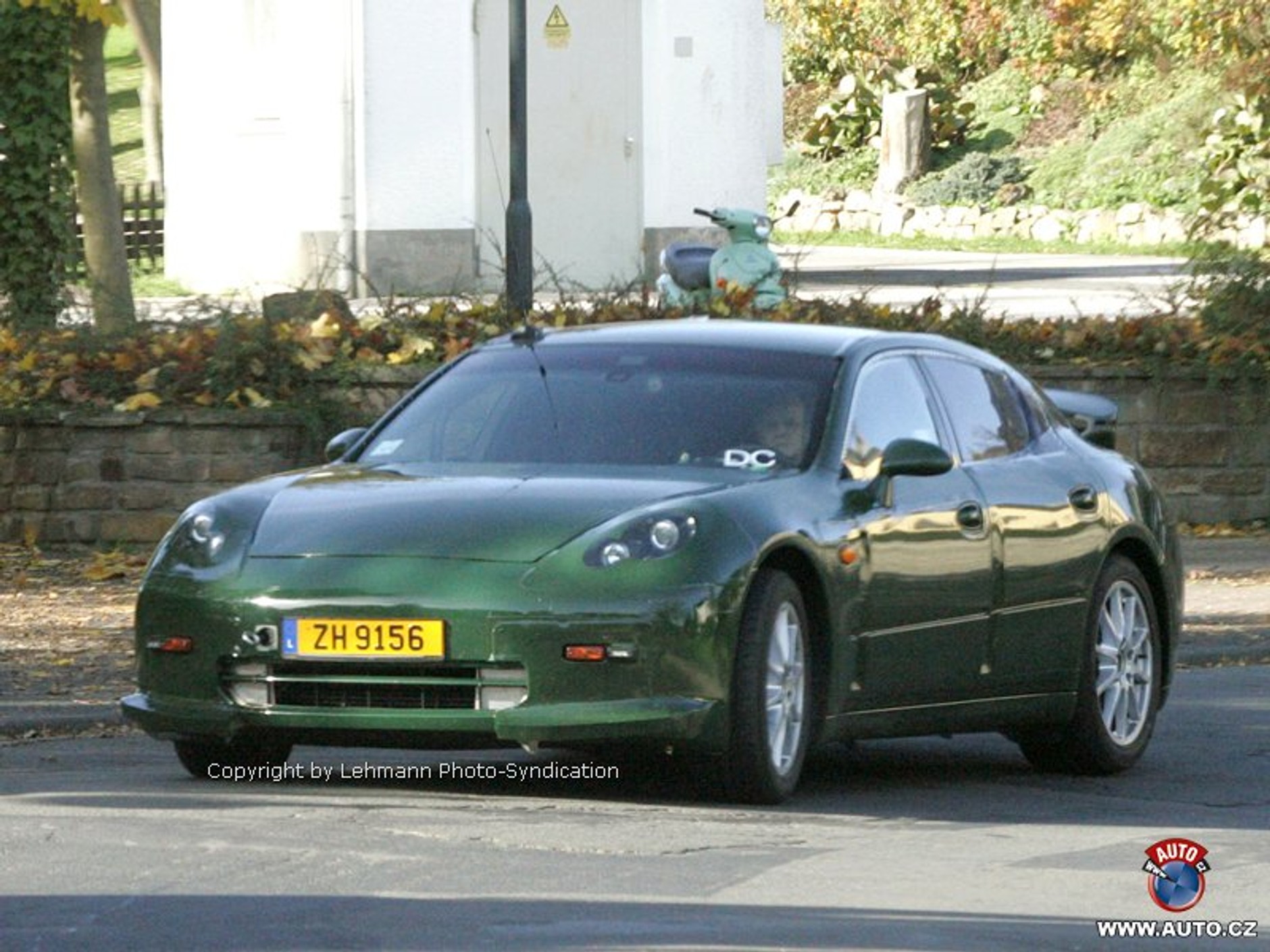 Porsche Hybrid: silnik elektryczny i 6-cylindrowiec 3,6 FSI