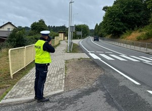 152 km/h z uszkodzoną oponą. Kierowca stanie przed sądem