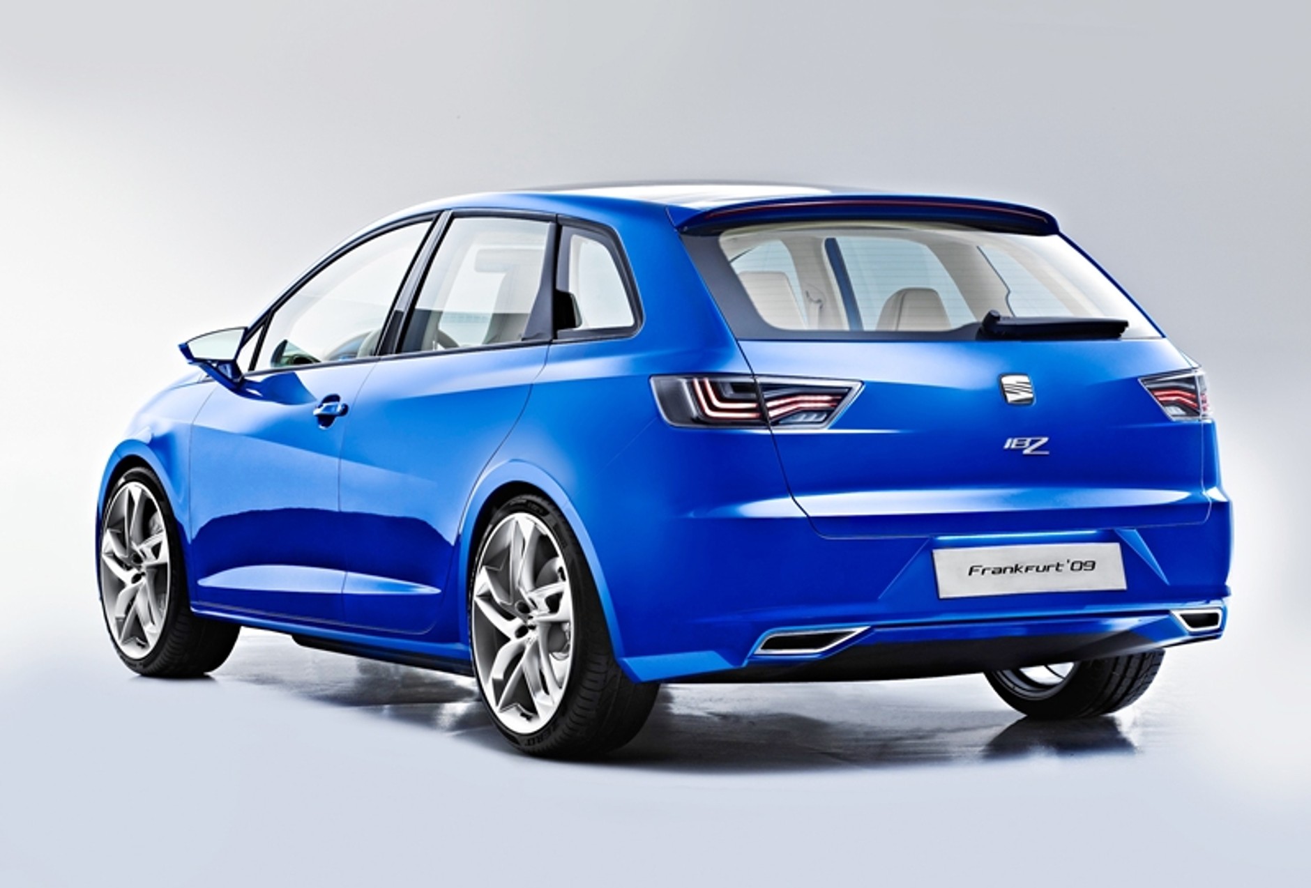 Seat IBZ – przestronniejsza Ibiza