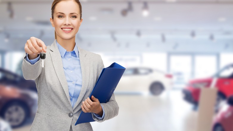 Sprzedaż nowych aut