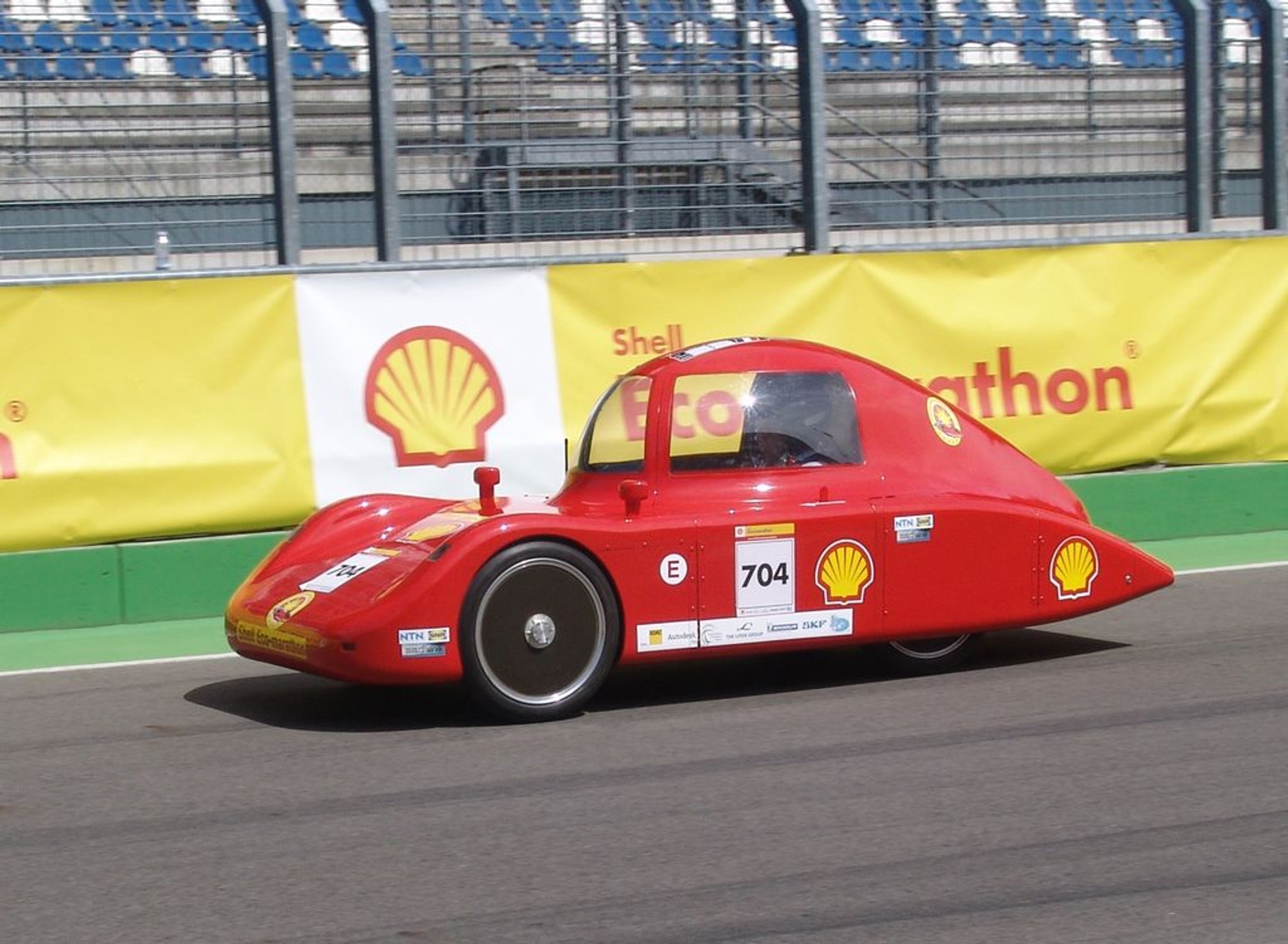 Shell Eco-marathon 2011: ile km na 1 litrze?
