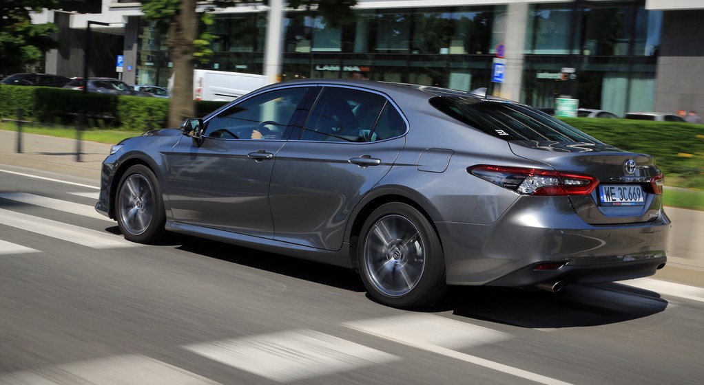 Toyota Camry 8. generacja FL 2021
