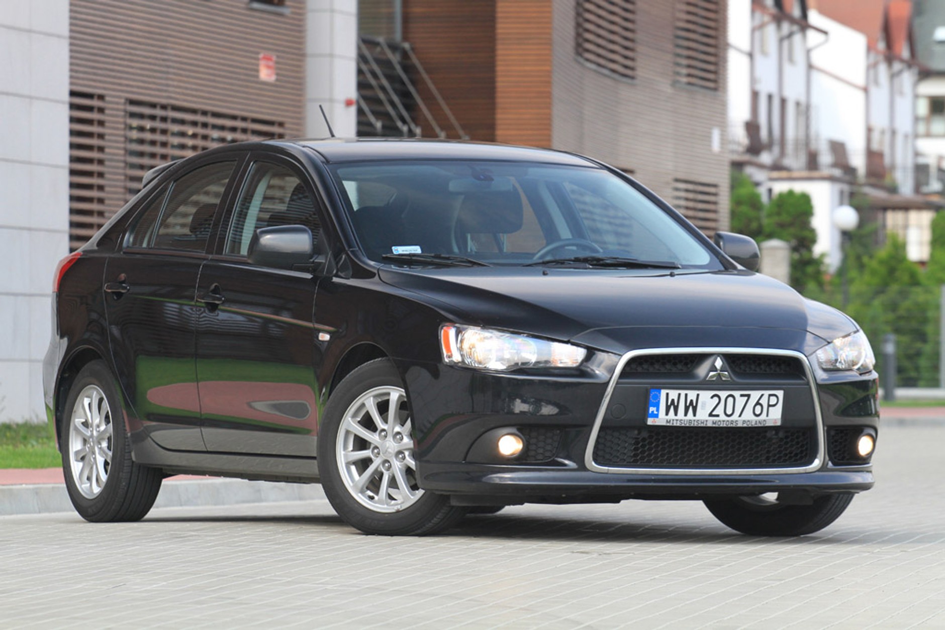 Mitsubishi Lancer Sportback: oto mistrz chłodnej kalkulacji