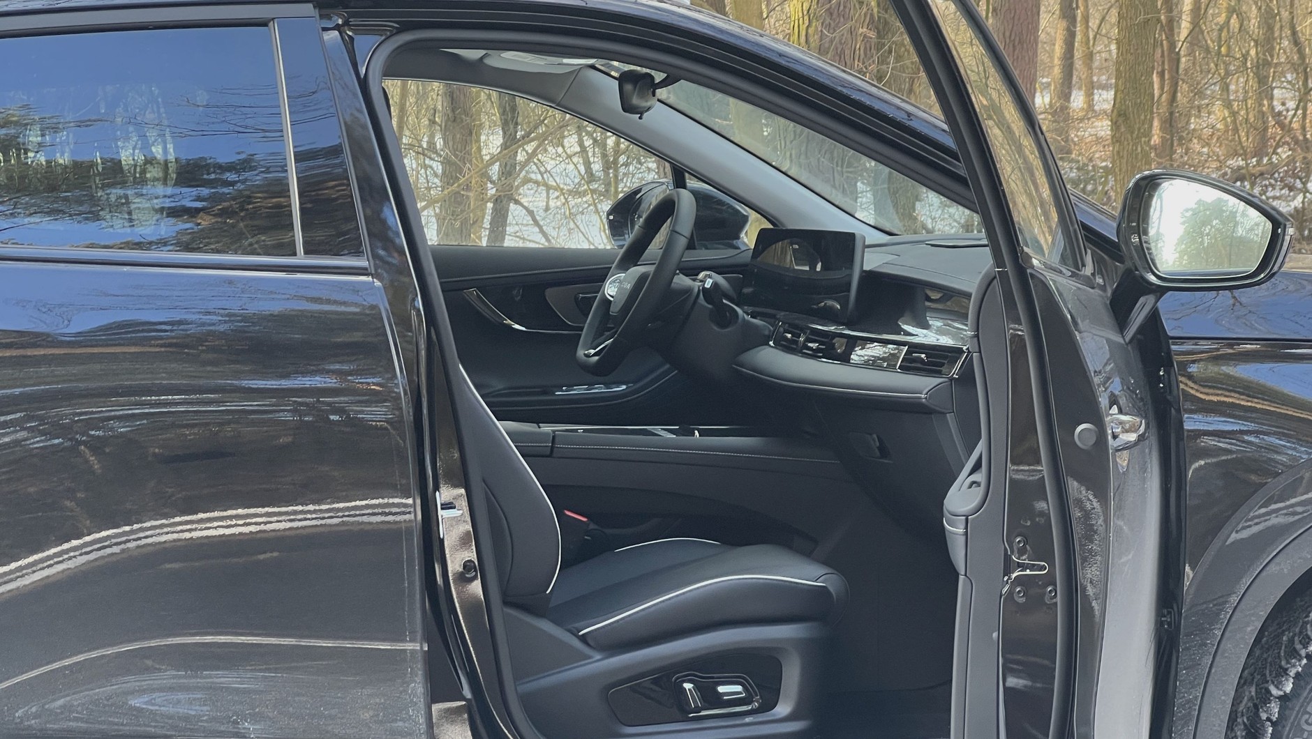 Omoda E5