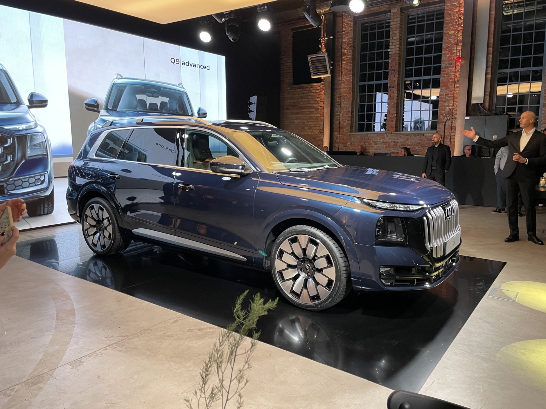 Audi Q9