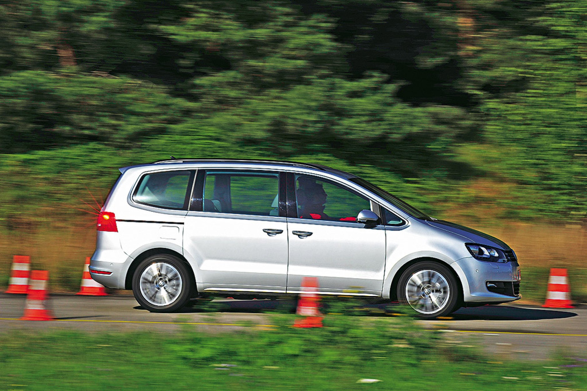 Które auta mają największy zasięg? Lista najlepszych