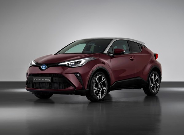 Odświeżona Toyota C-HR rocznik 2022 – drobne, ale istotne zmiany