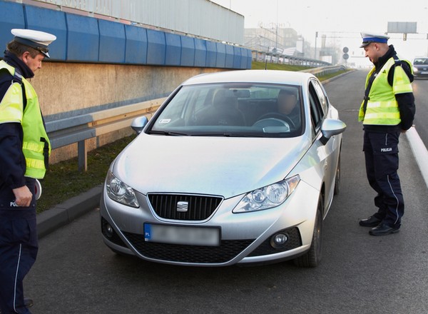 Akcja "Twoje światła — nasze bezpieczeństwo" już trwa. Dziś sprawdzisz światła za darmo