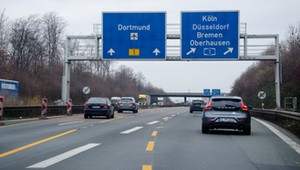Kierowcy stosują się do mitów, a nie do przepisów. 10 błędów